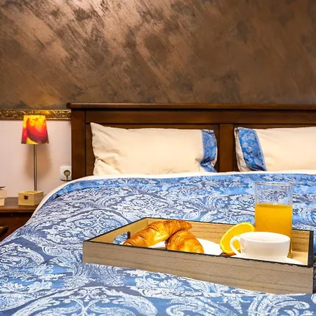 The Walnut 2bd 아파트
