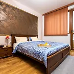 The Walnut 2bd *