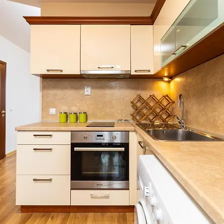 The Walnut 2bd Daire