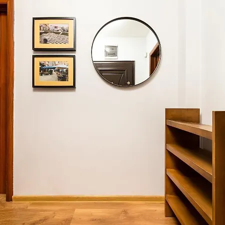 The Walnut 2bd Apartment Plovdiv