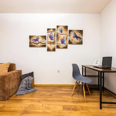 Apartment The Walnut 2bd Plovdiv